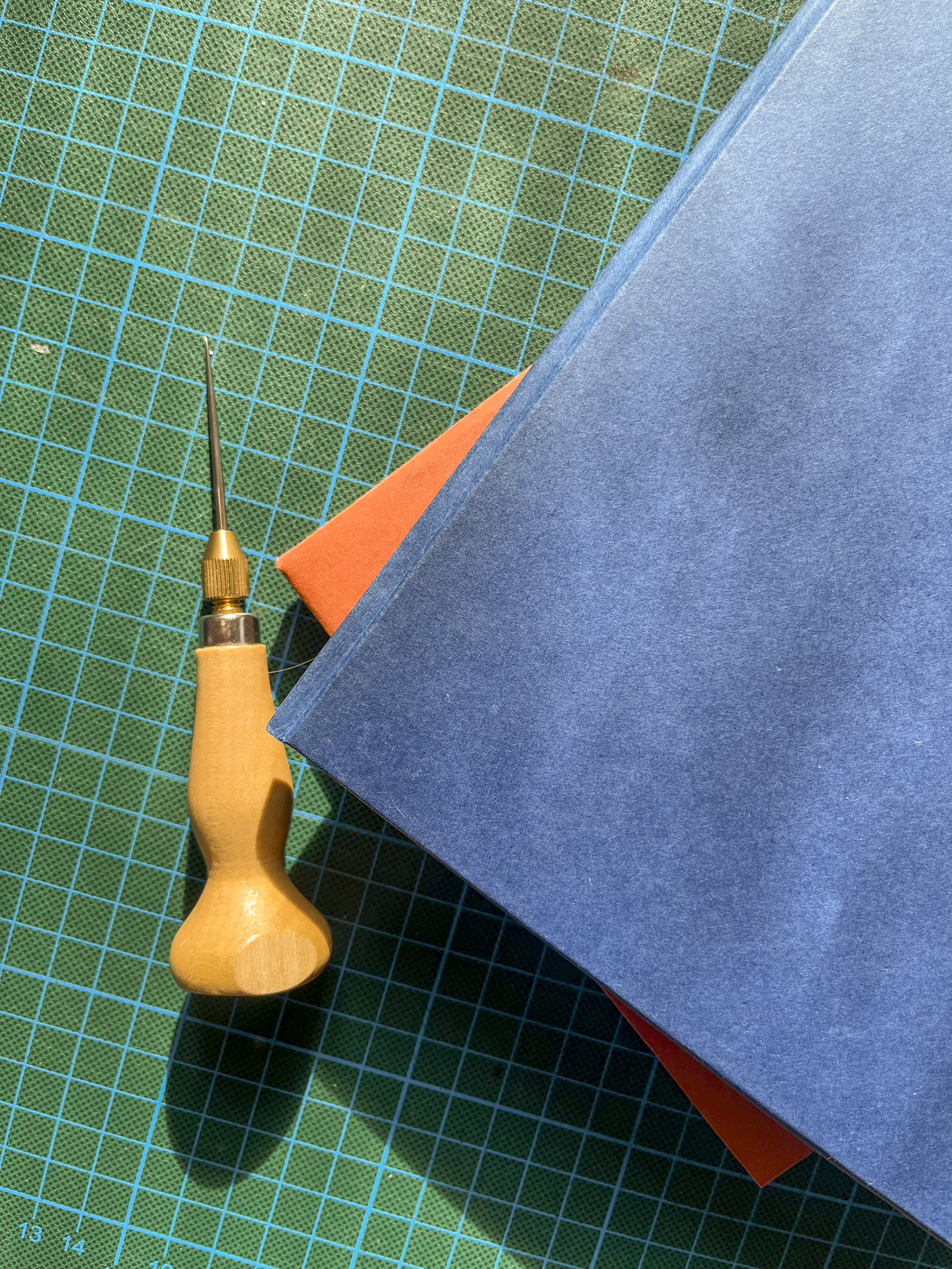 Some lines a day – Handgebundenes 5-Jahres-Tagebuch - Image 2
